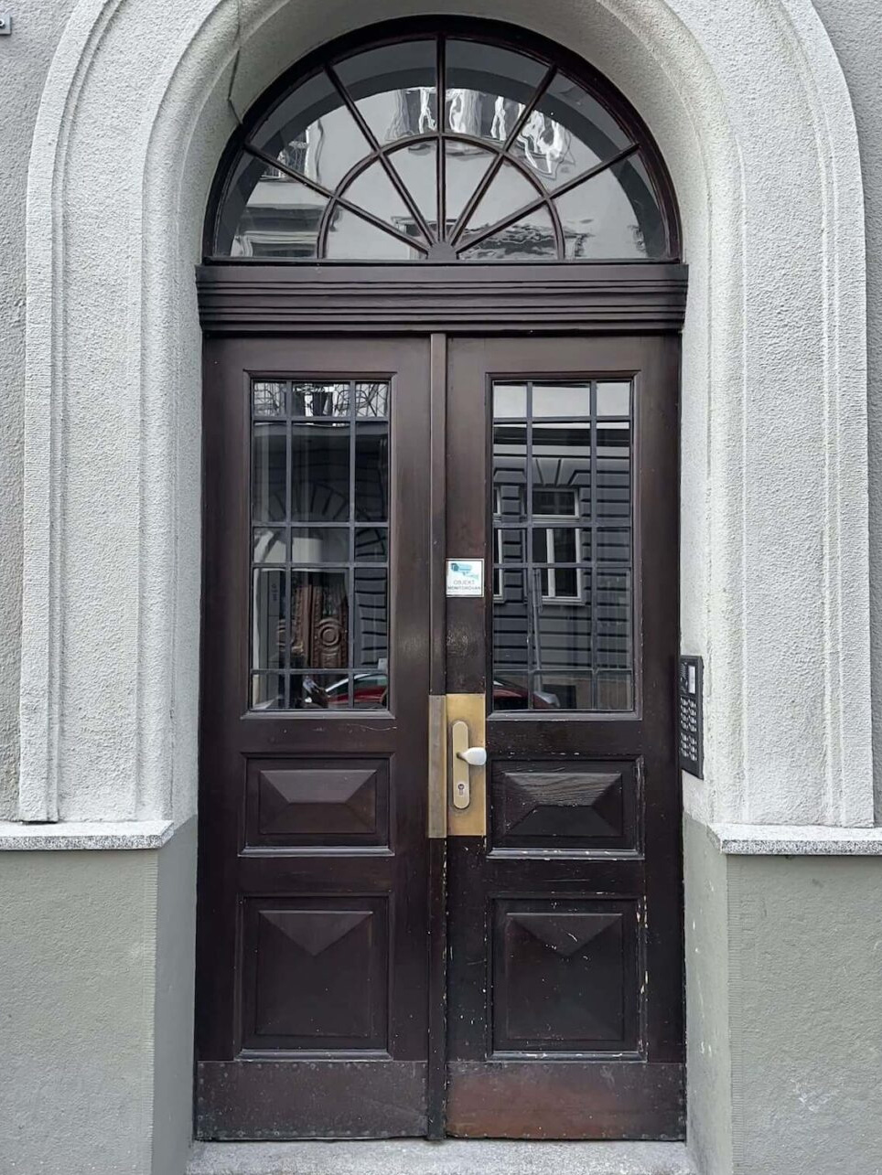 Renovace vchodových dveří